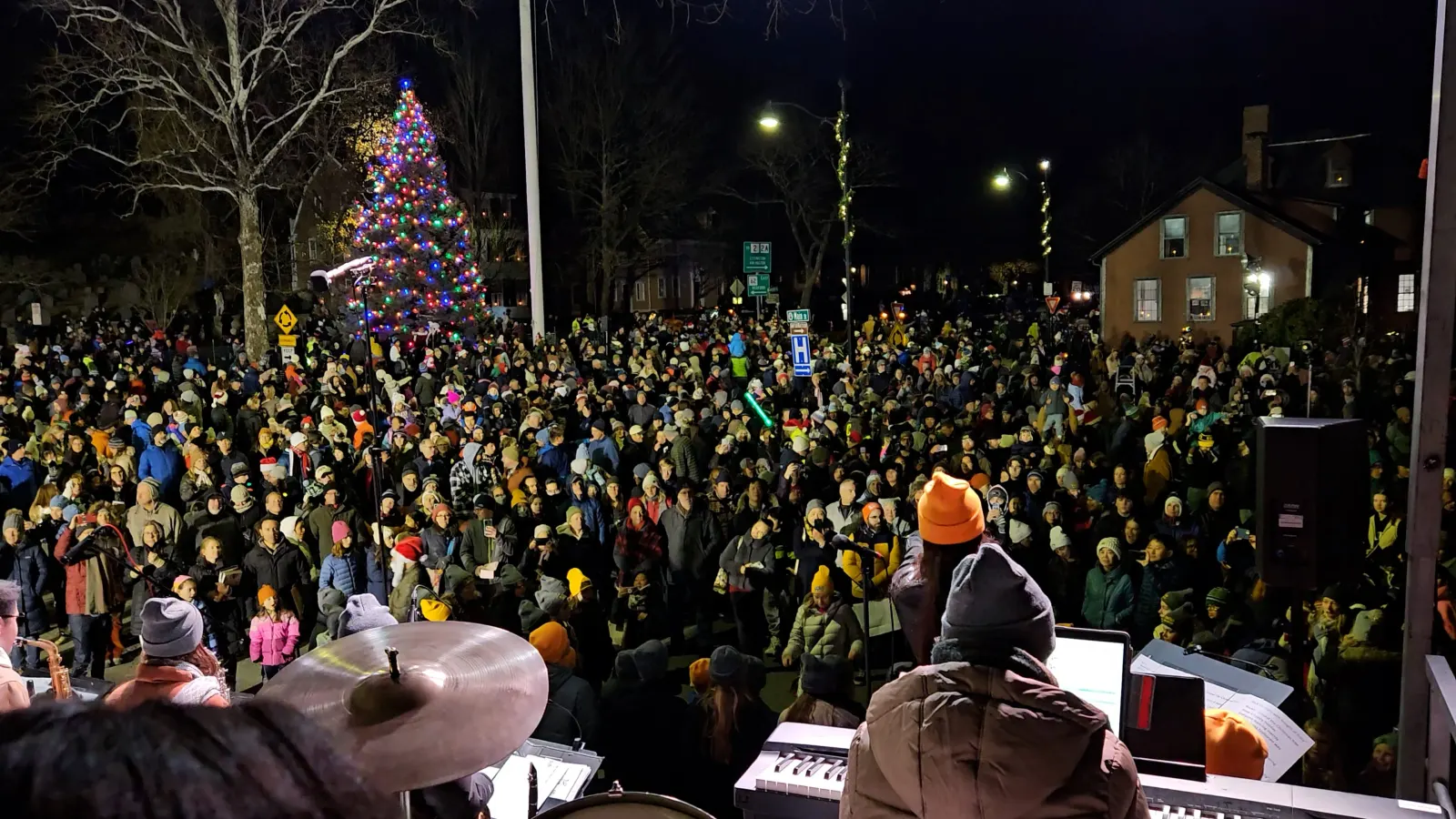 Holiday tree lighting event