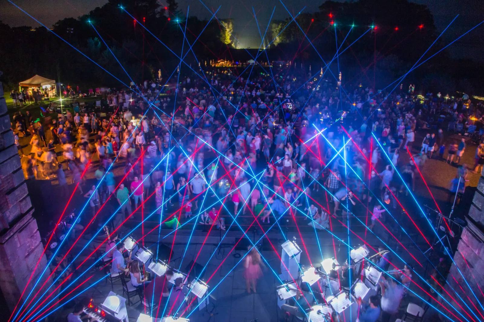 Laser show at Crane Estate 2018